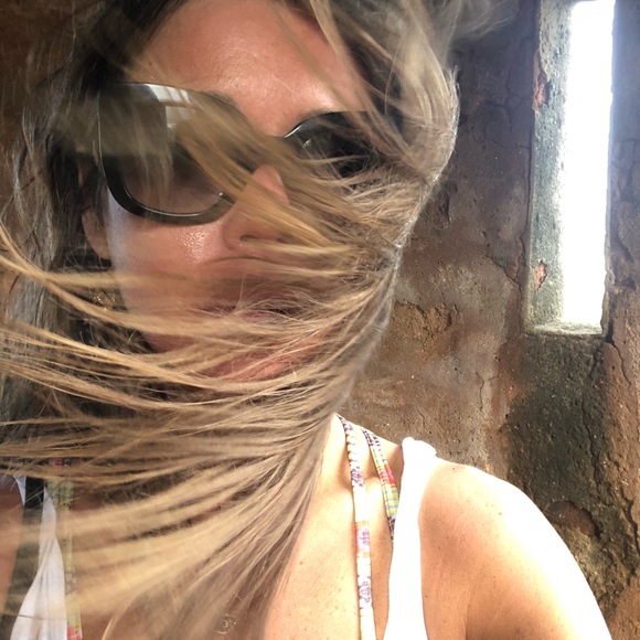 Hi! - Picture 1 of 1